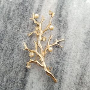 Vintage Dauplaise Tree Branch Brooch, Rhinestone, Faux Pearls, Gold Tone, Signed